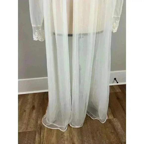 Vintage Vassarette Sheer Lace Coquette Long White Nightgown Robe Cottagecore M - Picture 5 of 14